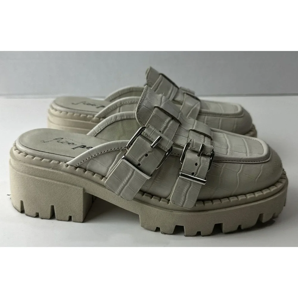 Free People Buckle Lyra Lug Loafers Slip On Beige Chunky Shoe Womens 37 US 6 - 7 - Picture 2 of 16